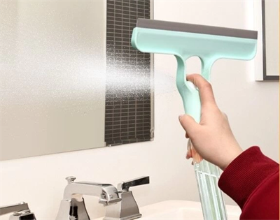 4 in 1 Spreyli Çek Çekli Camsil ve Fırça Aparatı