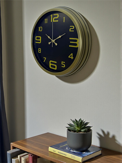 40 Cm Metal Eskitme Vintage Duvar Saati