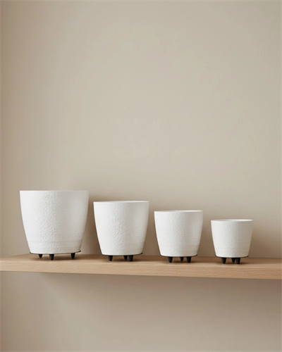 4’lü 3D Beyaz Dekoratif Vazo Seti Modern Ayaklı Şık Saksı Takımı