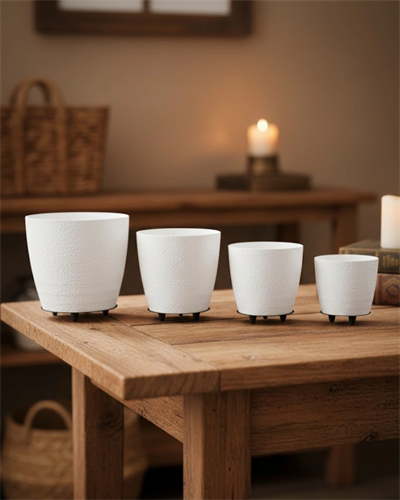 4’lü 3D Şık Beyaz Saksı Seti Modern Ayaklı Dekoratif Vazo