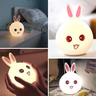 5 Farklı Renk Modlu Tavşan Figürlü Pofuduk LED Gece Lambası–Yumuşak Dokulu Çocuk Odası ve Dekoratif Şarjlı Ortam Işığı (3936)