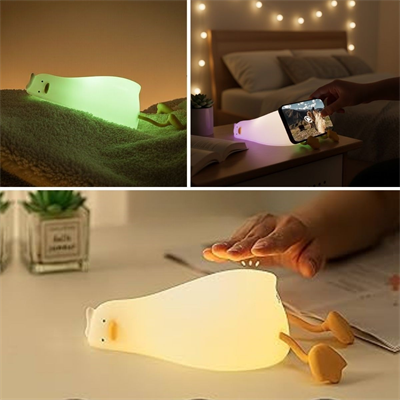 5 Farklı Renk Modlu Tembel Ördek Figürlü Pofuduk LED Gece Lambası–Yumuşak Dokulu Çocuk Odası ve Dekoratif Şarjlı Ortam Işığı
