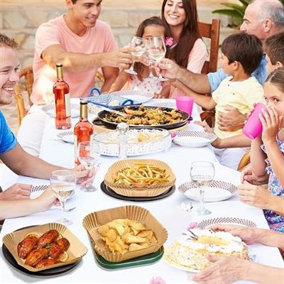 50 Adet Air Fryer Pişirme Kağıdı Tek Kullanımlık Yağ Geçirmez Yapışmaz Kare Tabak Model PVC (3936)