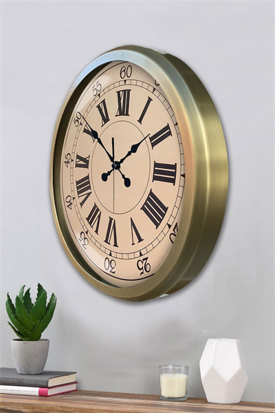 52 cm Eskitme Metal Roma Rakamlı Duvar Saati