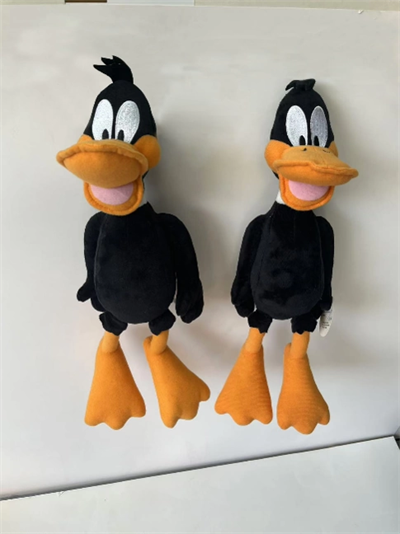 5781 SUN-ANB-PELUŞ DUFFY DUCK 25CM 5R LT