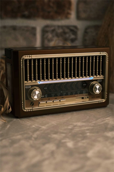 8 Bantlı Nostaljik Radyo - Bluetooth, USB, SD Kart Desteği ve Hoparlör Özellikli