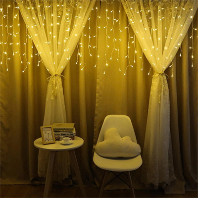 8 Fonksiyonlu 16 Saçaklı Perde Led 3 X 1 (günışığı) Bx40