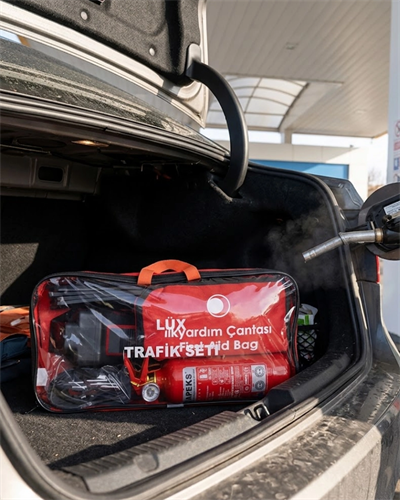 Acil Durum Trafik Seti Reflektör Yangın Tüpü ve Güvenlik Ekipmanları