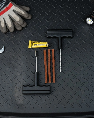 Acil Durumların Kurtarıcısı Çok Amaçlı Lastik Tamir Seti