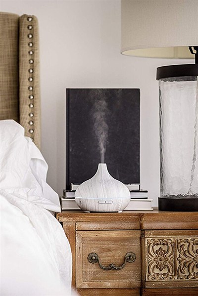 Aroma Difüzör Gece Işığı 7 Led Nemlendirici Kumandalı 550 ml Buhar Makinesi