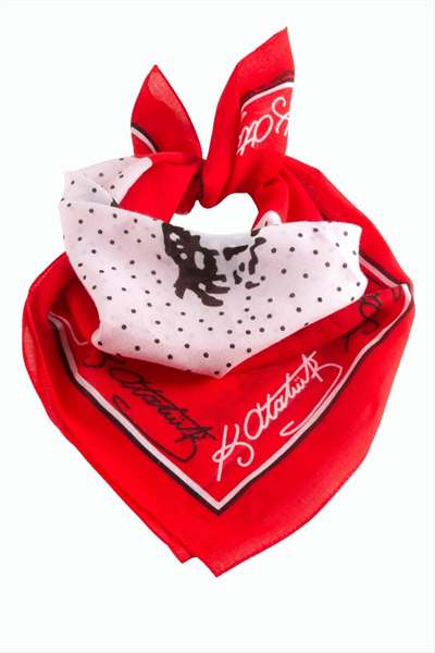 Atatürk İmzalı Desenli Bandana 50*50
