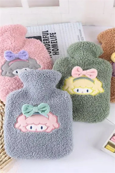 BUFFER®  1 Litre Polar Peluş Örgülü,Kurdeleli Saçlı Kız Model Sıcak Su Torbası