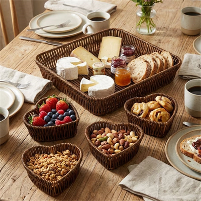 BUFFER® 5 Parça,4 Kalp Formlu Plastik Rattan Sunum ve Kahvaltı Seti-Bölmeli Çerezlik ve Meyvelik-Doğal Hasır Görünümlü Tepsi ve Sunum Tabakları