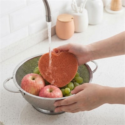 BUFFER® Kalp Şekilli Silikon Bulaşık Yıkama Matı – Çok Amaçlı Mutfak ve Banyo Süngeri