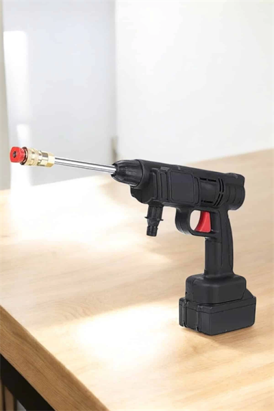 Bahçe ve Araba Yıkama Tabancası Su Basınçlı Hazneli Bataryalı Oto Yıkama