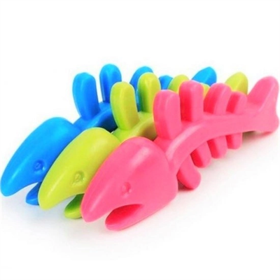 Balık Kemiği İskelet Şekilli Renkli Plastik Kedi Oyuncağı Bx40