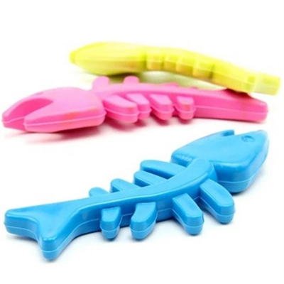 Balık Kemiği İskelet Şekilli Renkli Plastik Kedi Oyuncağı Bx40