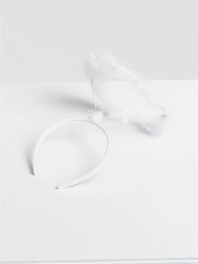 Beyaz Otrişli Tüylü Esnek Yapı Melek Haresi Melek Tacı