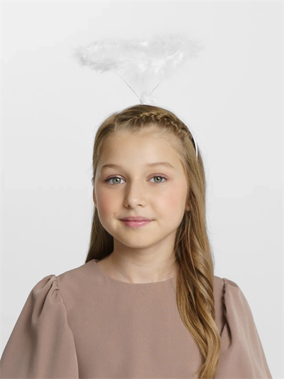 Beyaz Otrişli Tüylü Esnek Yapı Melek Haresi Melek Tacı