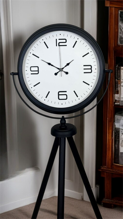 Black Balance Tripod Ayaklı Saat