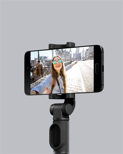 Bluetooth Selfie Çubuğu – 360° Dönebilen Başlık, Kablosuz Bağlantı