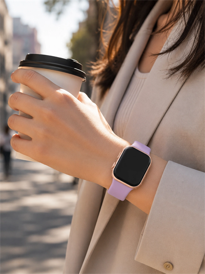 Bluetooth Telefon Görüşmesi, Nabız Ölçümü ve Uyku Takibi Özellikli Akıllı Saat