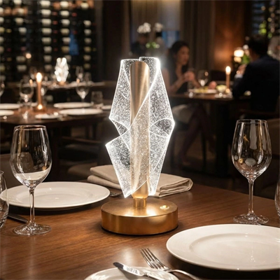 Çapraz Kavisli Ters Kristal Simli Led Masa Lambası – Gold Gövdeli, Dokunmatik, 3 Kademe Işık Ayarlı Şarjlı Dekoratif Lamba Bx40