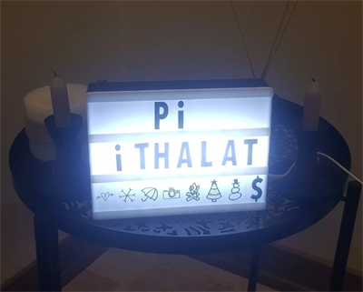 Cinematic Harflerle Işıklı Mesaj Veren Light Box Led Pano A4