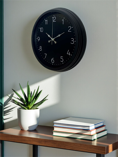 Classic Black Zarif 40 cm Metal Duvar Saati