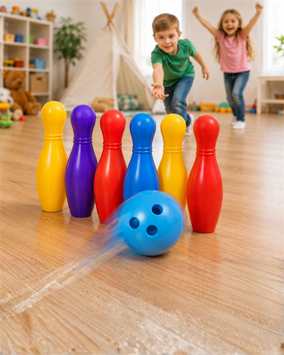Çocuk Bowling Seti Renkli Top ve 6 Kuka İçeren Eğitici Oyun