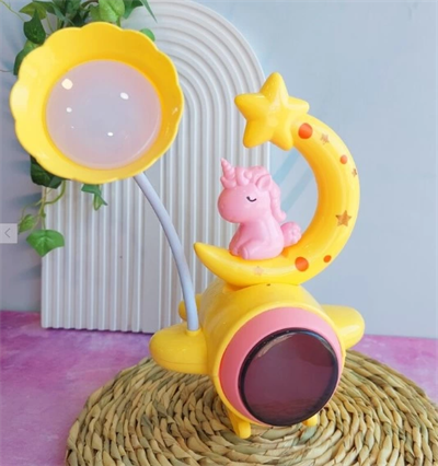 Çocuk Odası Ay ve Unicorn Desenli Gece Lambası