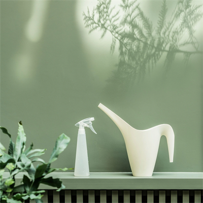 Çok Amaçlı Spreyli Şişe Şeffaf 350 Ml