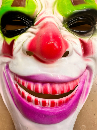 Delirten Gülüş Psikopat Palyaço Temalı Joker Maskesi
