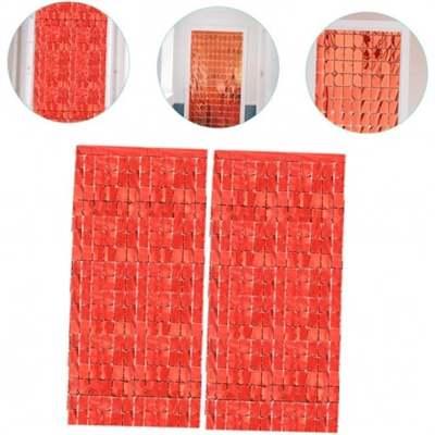 Kırmızı Disko Dikdörtgen Kesim Kapı Perdesi