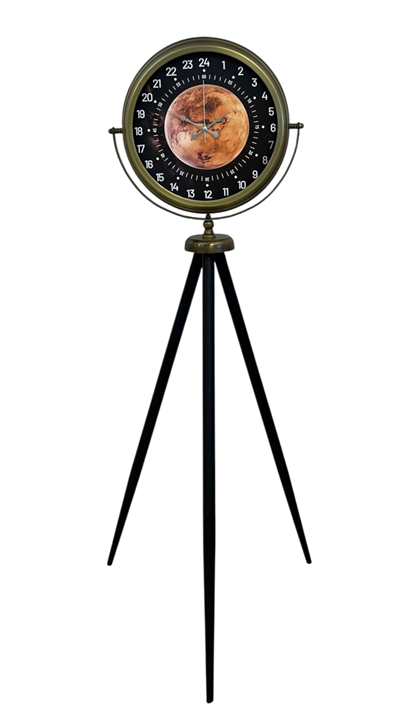 Eskitme 24 Saat Göstergeli Özel Tasarım Tripod Ayaklı Saat