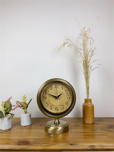 Eskitme Metal Dekoratif Masa Saati 25×20 cm