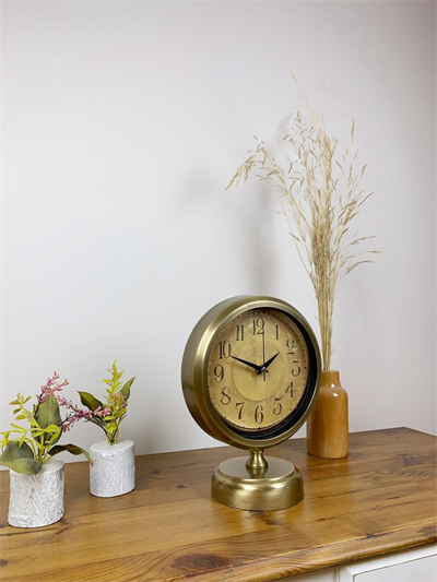 Eskitme Metal Dekoratif Masa Saati 25×20 cm