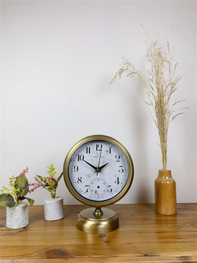 Eskitme Metal Masa Saati 25×20 cm