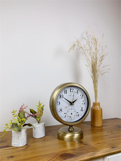 Eskitme Metal Masa Saati 25×20 cm