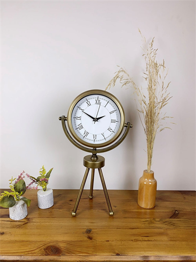 Eskitme Metal Mini Tripod Retro Masa Saati 45×26 cm