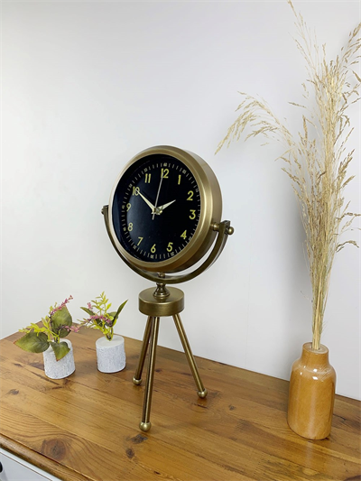 Eskitme Metal Mini Tripod Tokyo Masa Saati 45×26 cm