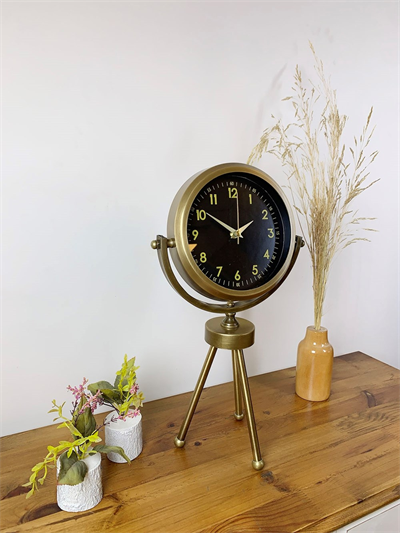Eskitme Metal Mini Tripod Tokyo Masa Saati 45×26 cm