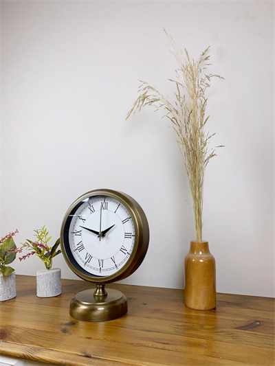 Eskitme Metal Retro Masa Saati 25×20 cm