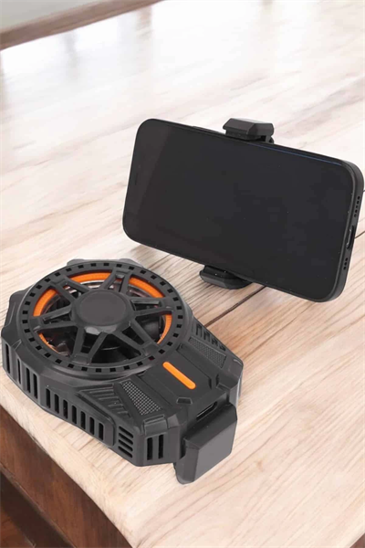 Fanlı Radyatör Soğutucu Telefon Soğutucu Tüm Telefonlara Uyumlu