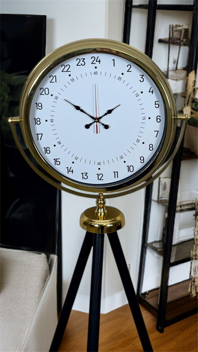 Gold 24 Saat Göstergeli Özel Tasarım Tripod Ayaklı Saat