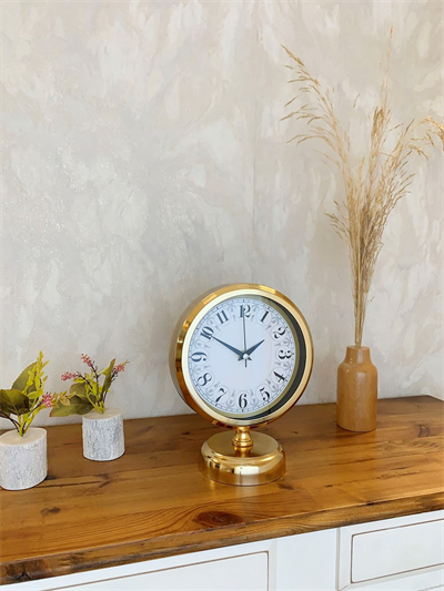 Gold Metal Desenli Masa Saati 25×20 cm