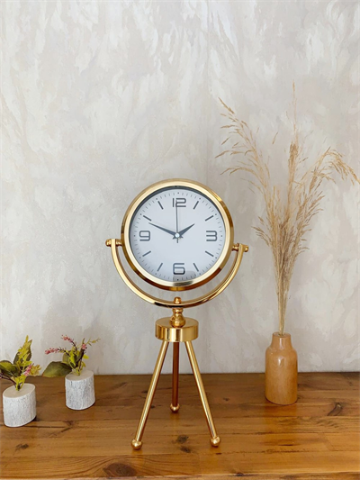 Gold Metal Mini Tripod Modern Masa Saati 45×26 cm – Şık ve Dekoratif Tasarım