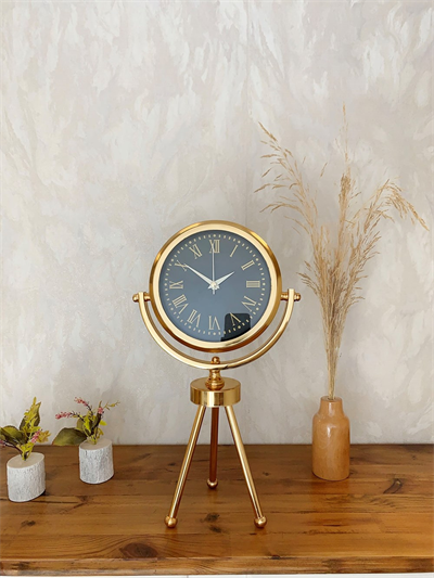 Gold Metal Mini Tripod Sade Masa Saati 45×26 cm