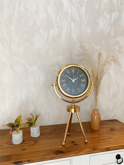 Gold Metal Mini Tripod Sade Masa Saati 45×26 cm
