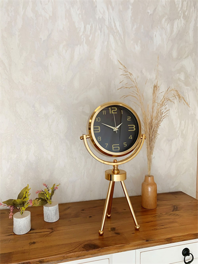 Gold Metal Mini Tripod Siyah İnci Masa Saati 45×26 cm – Şık ve Modern Dekoratif Tasarım